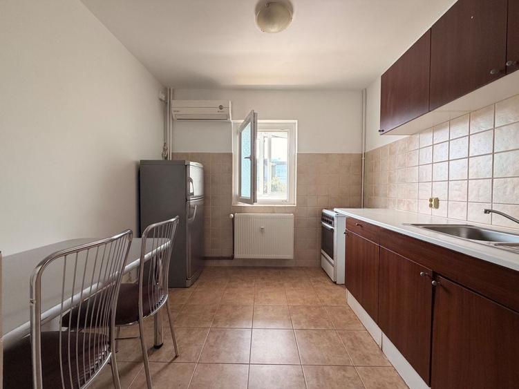 Apartament cu 2 camere decomandat, mobilat în Aviației