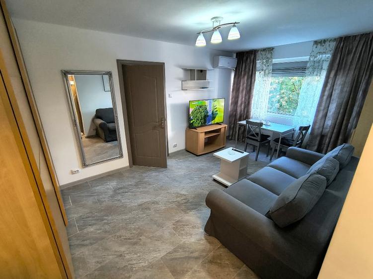 Apartament cu 2 camere semidecomandat, mobilat în Iancului