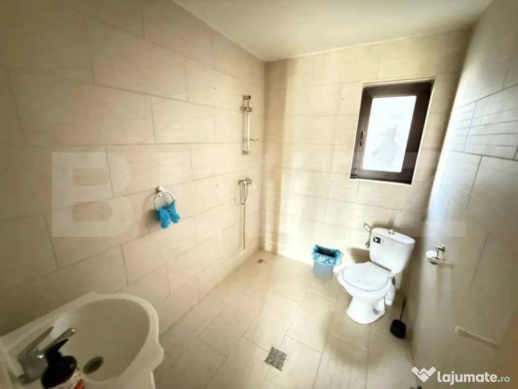 Spațiu comercial, de 52 mp, în Preajba