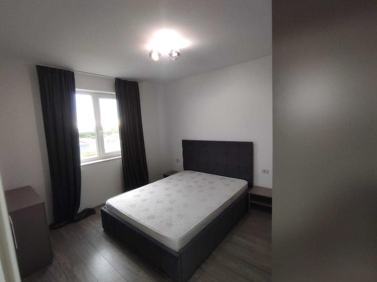 Proprietar inchiriez apartament 2 camere - 4
