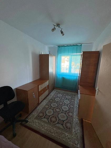 Apartament cu 2 camere nedecomandat în Central