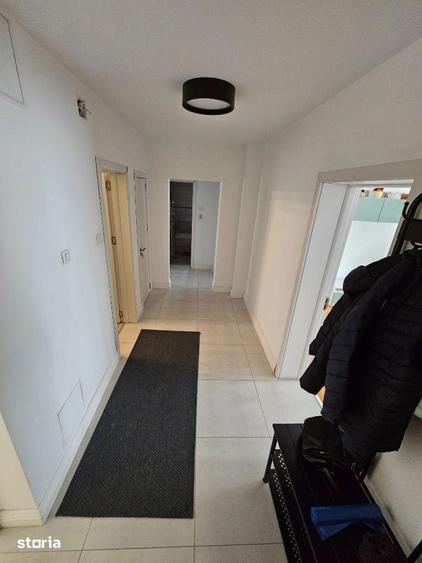 Apartament cu 3 camere în Titan