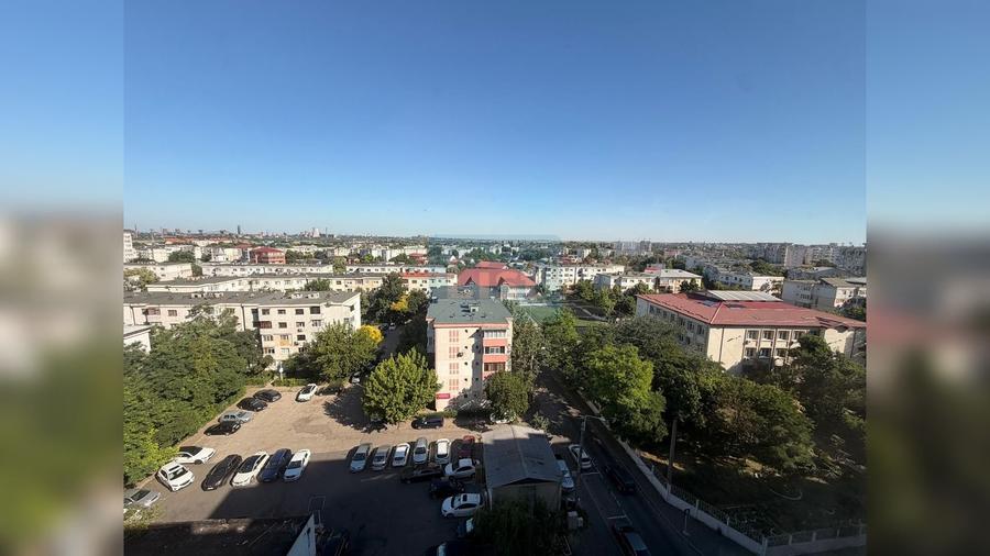 Apartament cu 2 camere semidecomandat în Micro 17