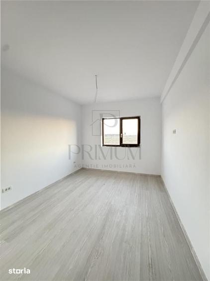 Casă cu 5 camere cu Teren 270 Mp în Central