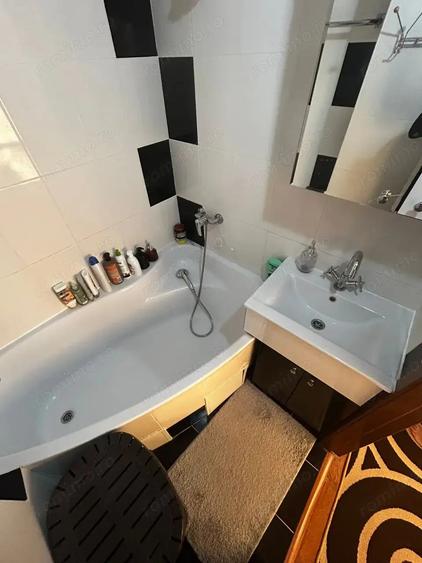 Apartament cu 2 camere decomandat în Sebastian