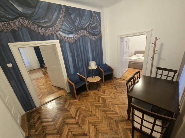 Apartament cu 3 camere decomandat în Ultracentral