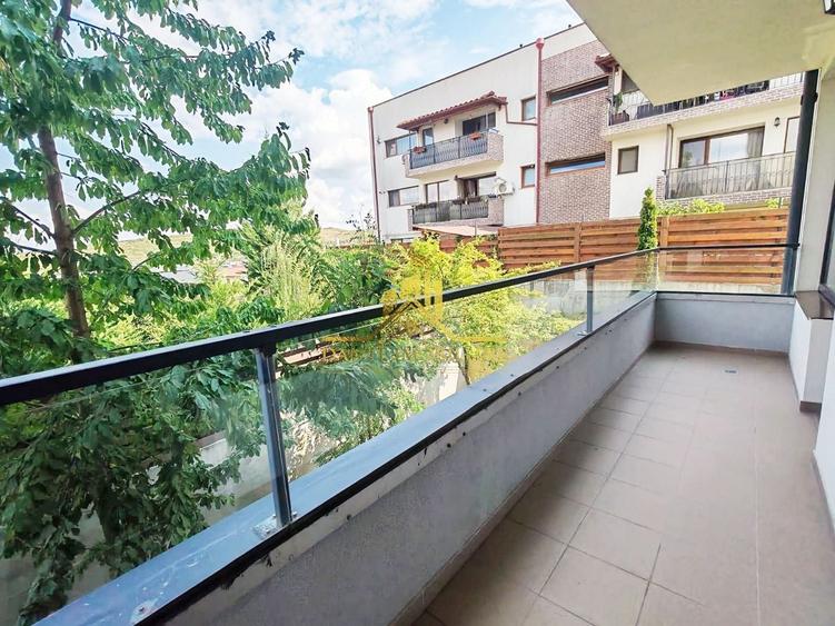 Apartament cu 2 camere semidecomandat, mobilat în Borhanci