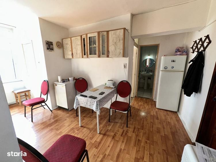 Apartament cu 2 camere în Central — fotografia 1