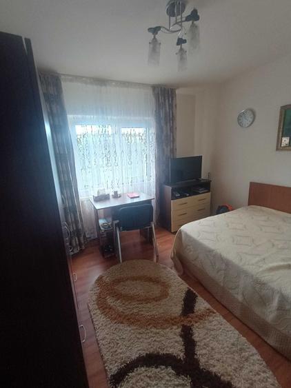 Apartament cu 2 camere decomandat în Mihai Bravu