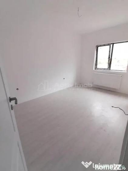 Casă cu 4 camere cu Teren 210 Mp în Rahova