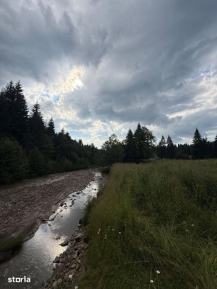 Teren de 2000 mp, în Central