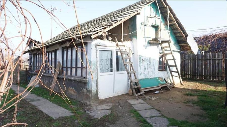 Casă individuală cu 4 camere cu Teren 2066 Mp în Ghindeni