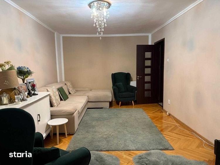 Apartament de Vanzare - 1