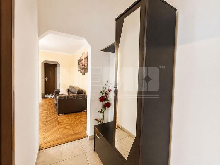 Apartament cu 2 camere semidecomandat, mobilat în Sud