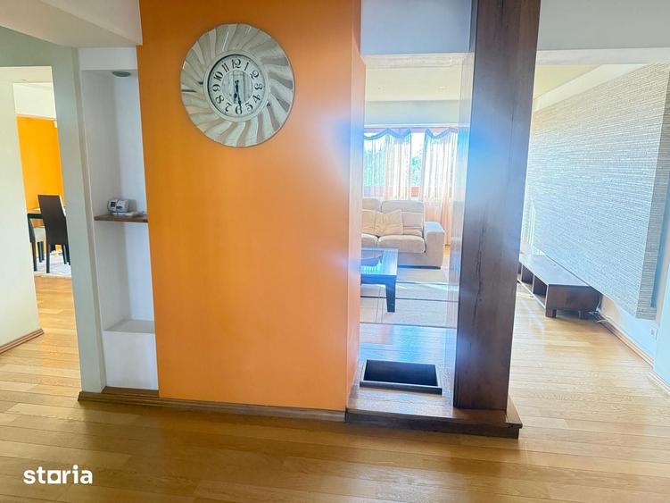 Apartament cu 4 camere în Ultracentral