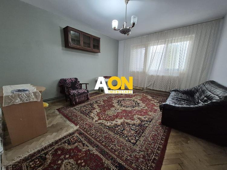 Apartament cu 2 camere decomandat în Cetate