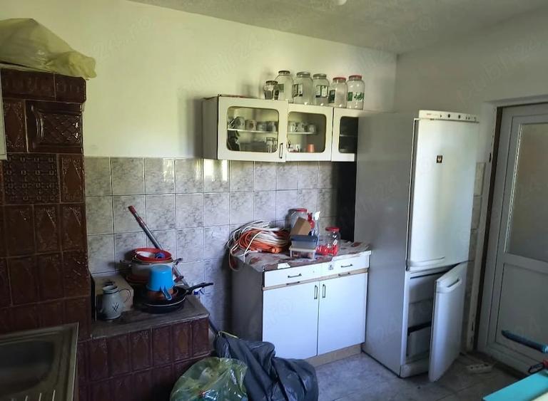 Casă cu Teren 688 Mp în Marghiloman