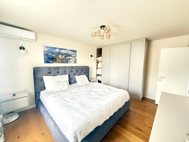 Apartament cu 4 camere în Iancu Nicolae
