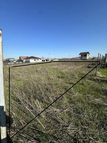 Teren de 368 mp, în Dobreni