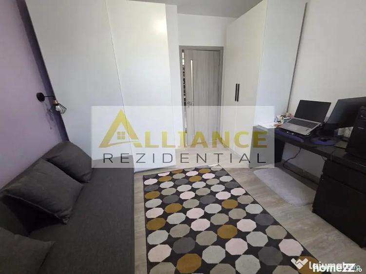 Apartament cu 3 camere decomandat în Central