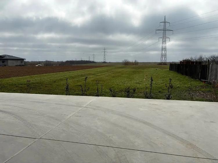 Teren de 3000 mp, în Movila (Niculești)