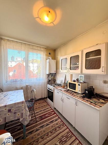 Apartament decomandat / etaj intermediar / Zona Grigorescu - 9