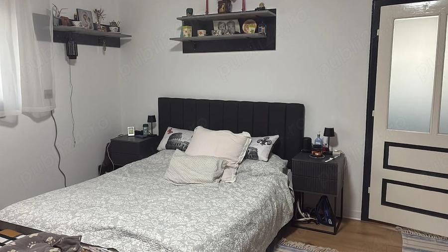 Casă cu 7 camere cu Teren 623 Mp în Ploscoș