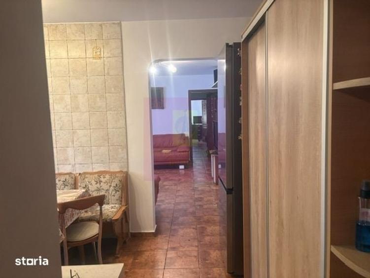 Apartament cu 4 camere semidecomandat în Militari