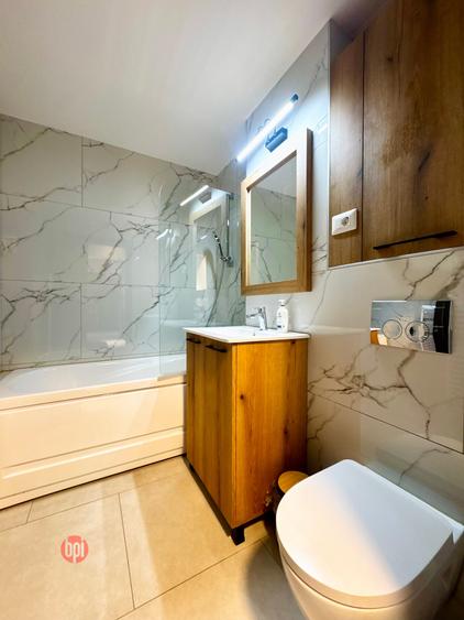 Apartament cu 3 camere decomandat în Fălticeni