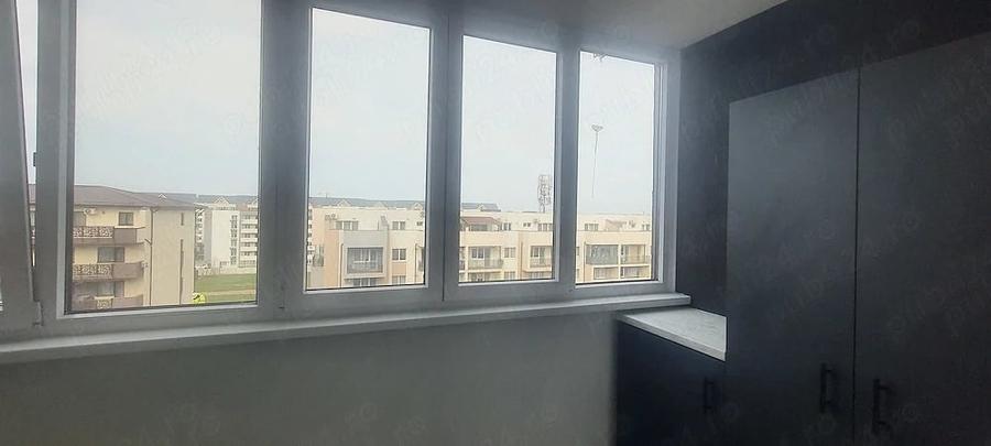 Garsonieră decomandată în Apărătorii Patriei