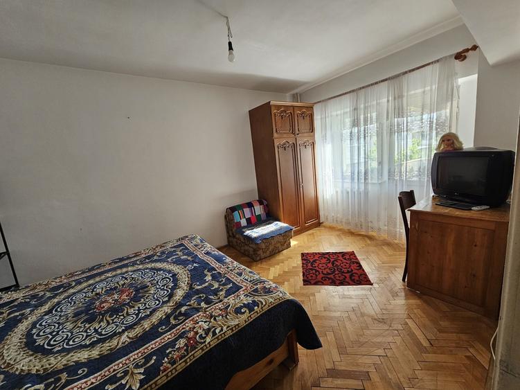 Apartament cu 2 camere decomandat în 9 Mai