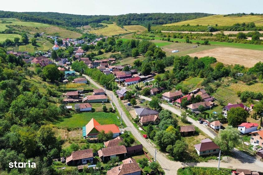 Casă cu 2 camere decomandat cu Teren 500 Mp în Sângeorgiu de Mureș