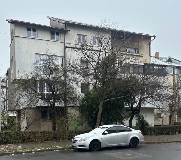 Apartament cu 2 camere decomandat în Bistrița Lac