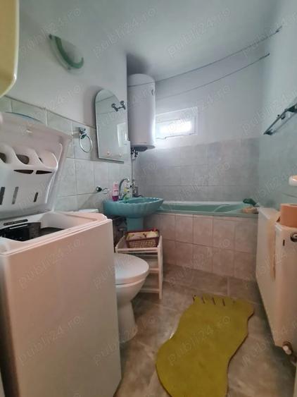 Apartament cu 2 camere semidecomandat, mobilat în Micro 16