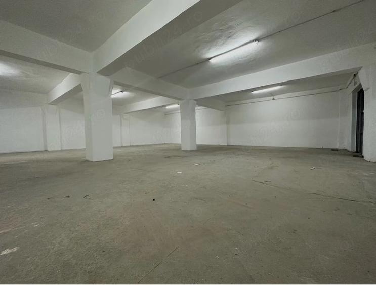 Spațiu comercial, de 140 mp, în Central