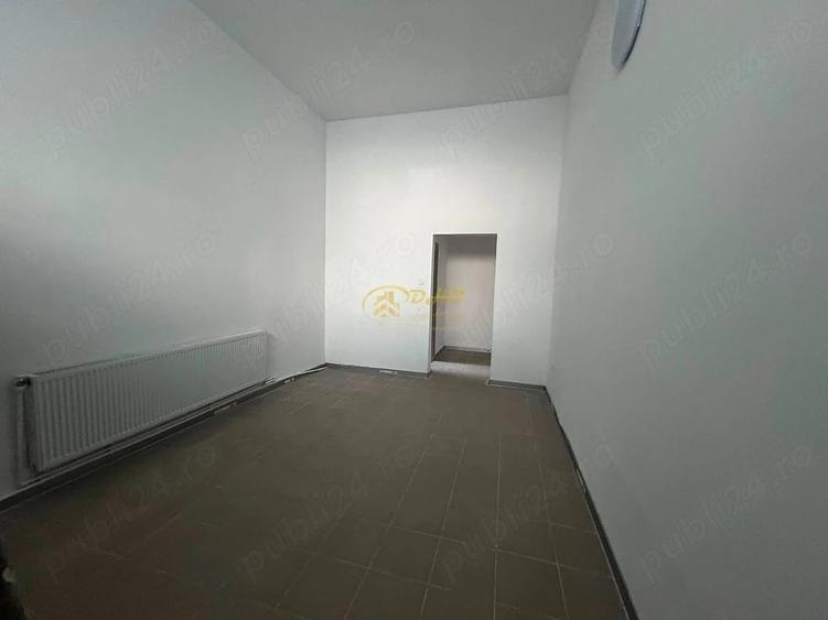 Spațiu comercial, de 48 mp, în Nicolina