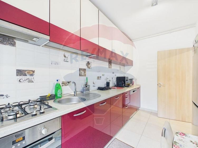 Apartament cu 3 camere decomandat, mobilat în Chitila