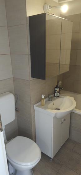 Apartament cu 2 camere decomandat în Arcul de Triumf