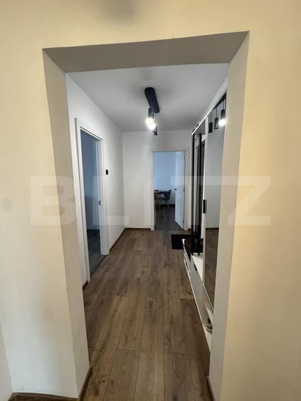 Apartament cu 3 camere decomandat, mobilat în Ultracentral