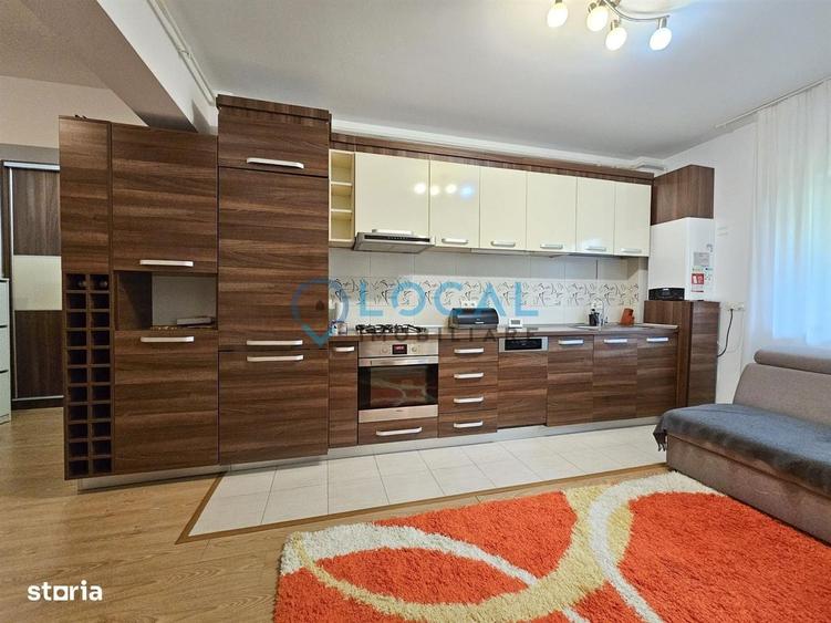 Apartament cu 3 camere semidecomandat în Mănăștur