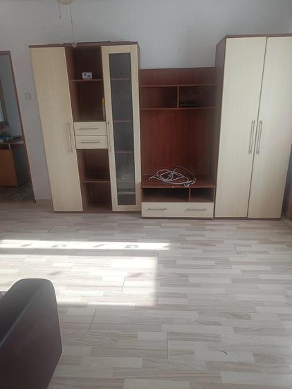 Apartament cu 2 camere nedecomandat în Narcisa