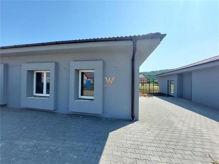 Duplex cu 3 camere cu Canalizare în Central