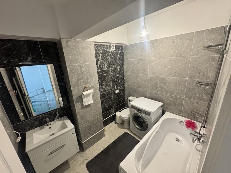 Apartament cu 2 camere decomandat în Valea Adâncă