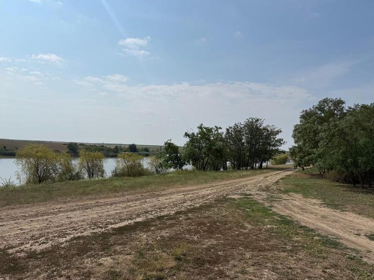 Teren Construcții intravilan de 1203 mp, în Miersig