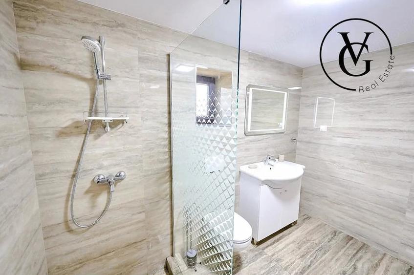 Spațiu comercial, de 740.02 mp, în Central