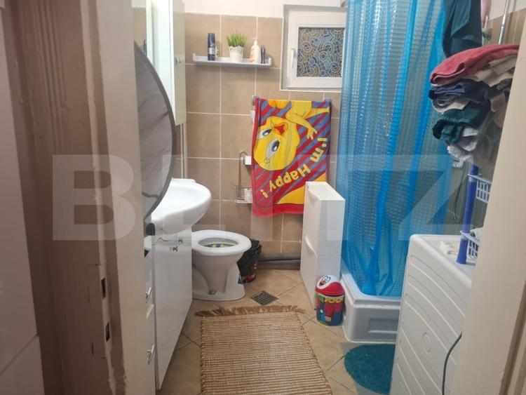 Casă individuală cu 3 camere cu Canalizare în Titu