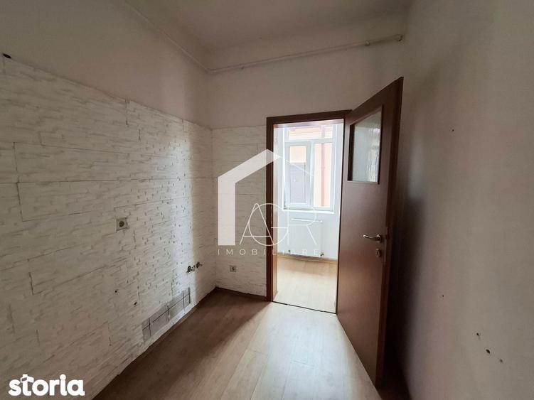 Casă cu 4 camere cu Teren 234 Mp în Transilvaniei