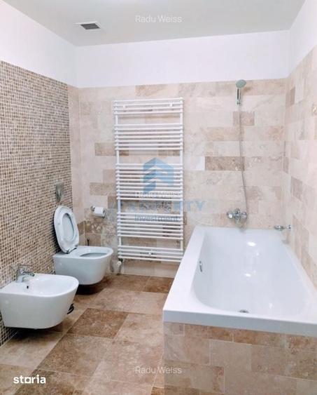 Apartament cu 4 camere în Central