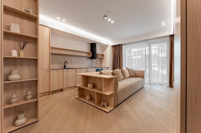 Apartament cu 3 camere decomandat, mobilat în Voluntari