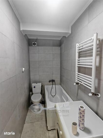 Garsonieră decomandată în Ciurea
